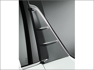 Bピラーガーニッシュ（スライドドア前側部分）