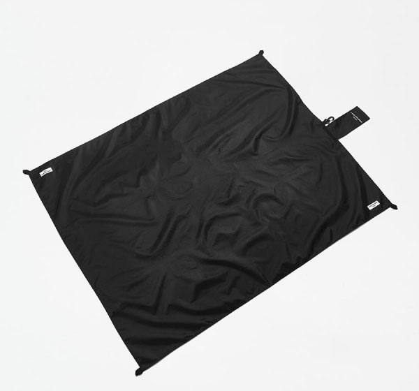 [パッカブルグランドシートの画像]