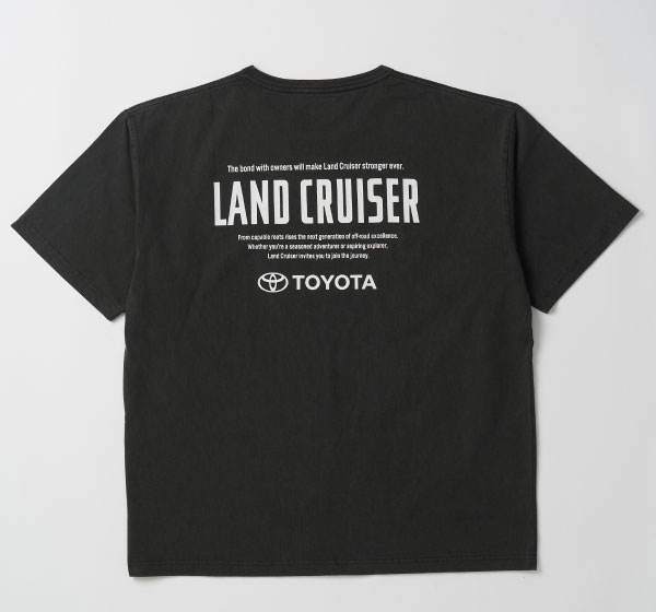 [ピグメントダイタイポグラフィTシャツの画像]