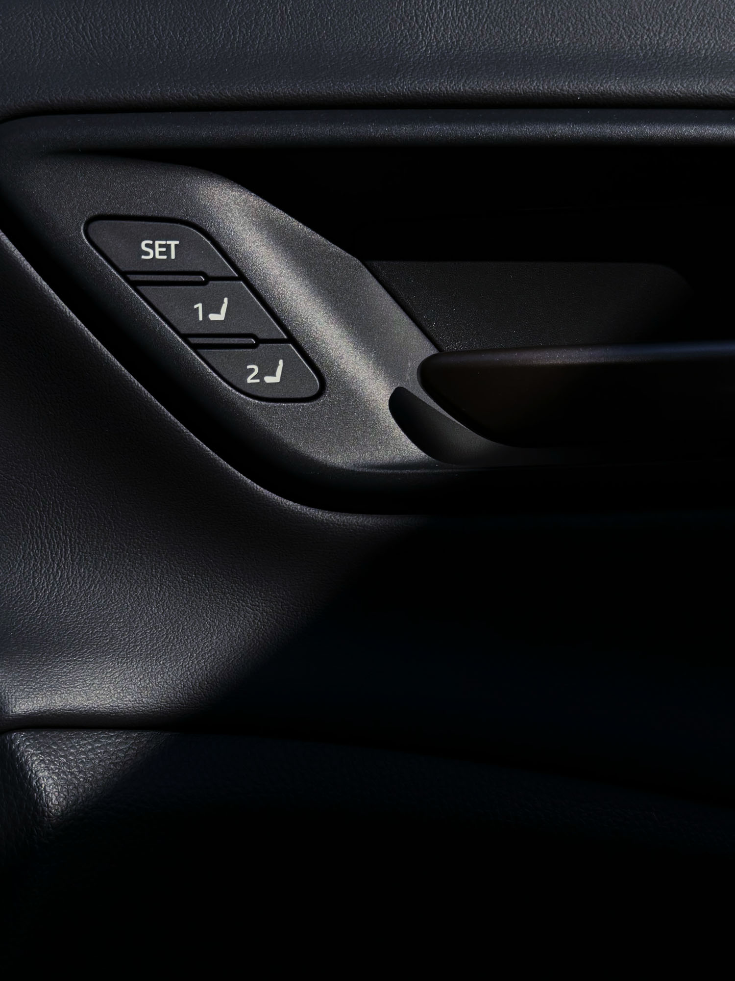 ドアパネルでも