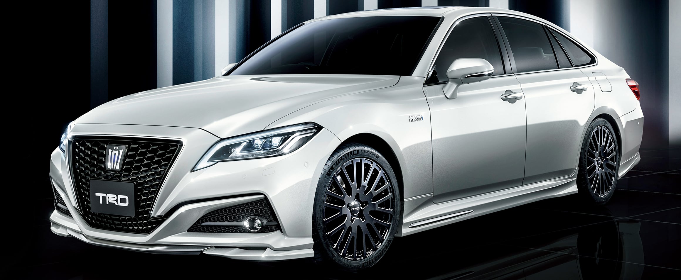 トヨタ クラウン | オプション装備 | TRD | トヨタ自動車WEBサイト