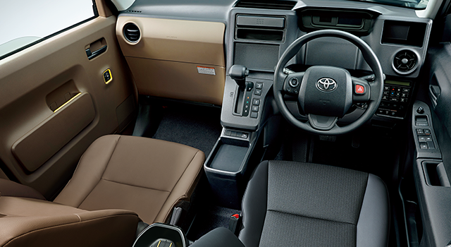 トヨタ ジャパンタクシー 価格 グレード 和 標準グレード トヨタ自動車webサイト