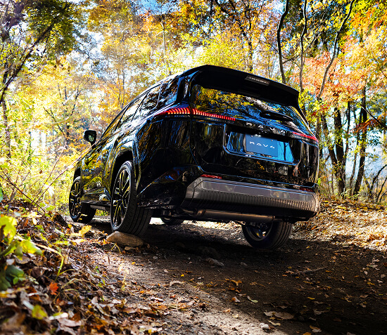 トヨタ RAV4 | LOVE FOREVER | PHEV DAYS | トヨタ自動車WEBサイト
