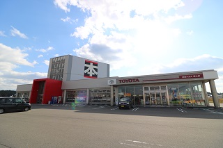 秋田トヨタ自動車 潟上店の外観写真