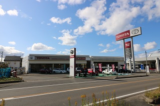 秋田トヨタ自動車 にかほ店の外観写真