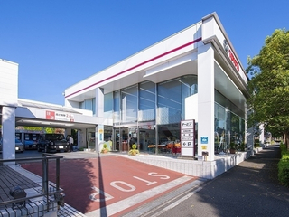 トヨタモビリティ神奈川 港北ニュータウン店の外観写真