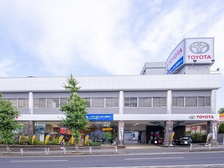 トヨタモビリティ神奈川 LOHAS片倉店の外観写真