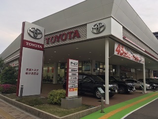 京都トヨタ自動車 桂川洛西店の外観写真