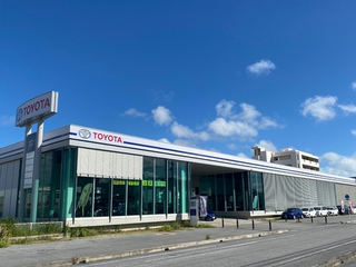 沖縄トヨタ自動車 トヨタウン北谷店の外観写真