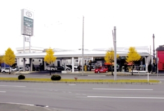 札幌トヨペット 北郷店の外観写真