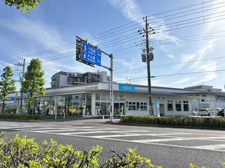 ウエインズトヨタ神奈川 WEINS U-Car 加瀬の外観写真