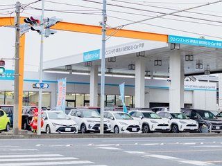 ウエインズトヨタ神奈川 WEINS U-Car 平塚の外観写真