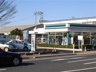 新潟トヨペット 白根店の外観写真