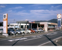 トヨタカローラ山形 赤湯店の外観写真