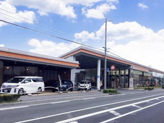トヨタカローラ滋賀 彦根店の外観写真
