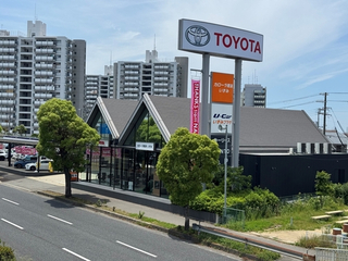 トヨタカローラ南海 いずみ店の外観写真