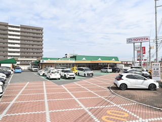 トヨタカローラ岡山 倉敷東店の外観写真