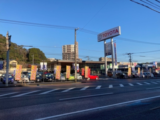 トヨタカローラ福岡 北九州マイカーセンターの外観写真