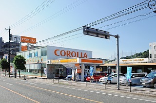 トヨタカローラ鹿児島 伊敷店の外観写真