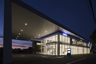 ネッツトヨタ苫小牧 とまこまい店の外観写真