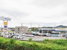 トヨタカローラネッツ岐阜 Ｕ‐Ｃａｒ多治見店の外観写真