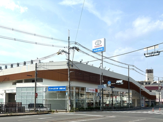 ネッツトヨタ大阪 寝屋川店の外観写真