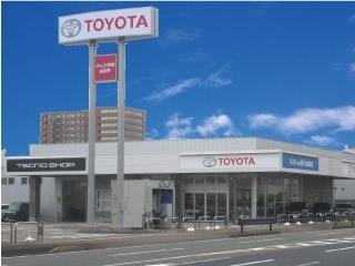 ネッツトヨタ越後 新潟東店の外観写真