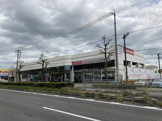 愛知トヨタ 岡崎北店の外観写真