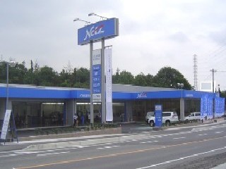 ネッツトヨタノヴェル三重 ネオポリス店の外観写真