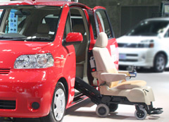 �u���܂ŉ^�]���ł��Ȃ����������^�]�\�ɁA�^�]�ɋ�J���Ă����������y�ɁI�v���R���Z�v�g�ł��B